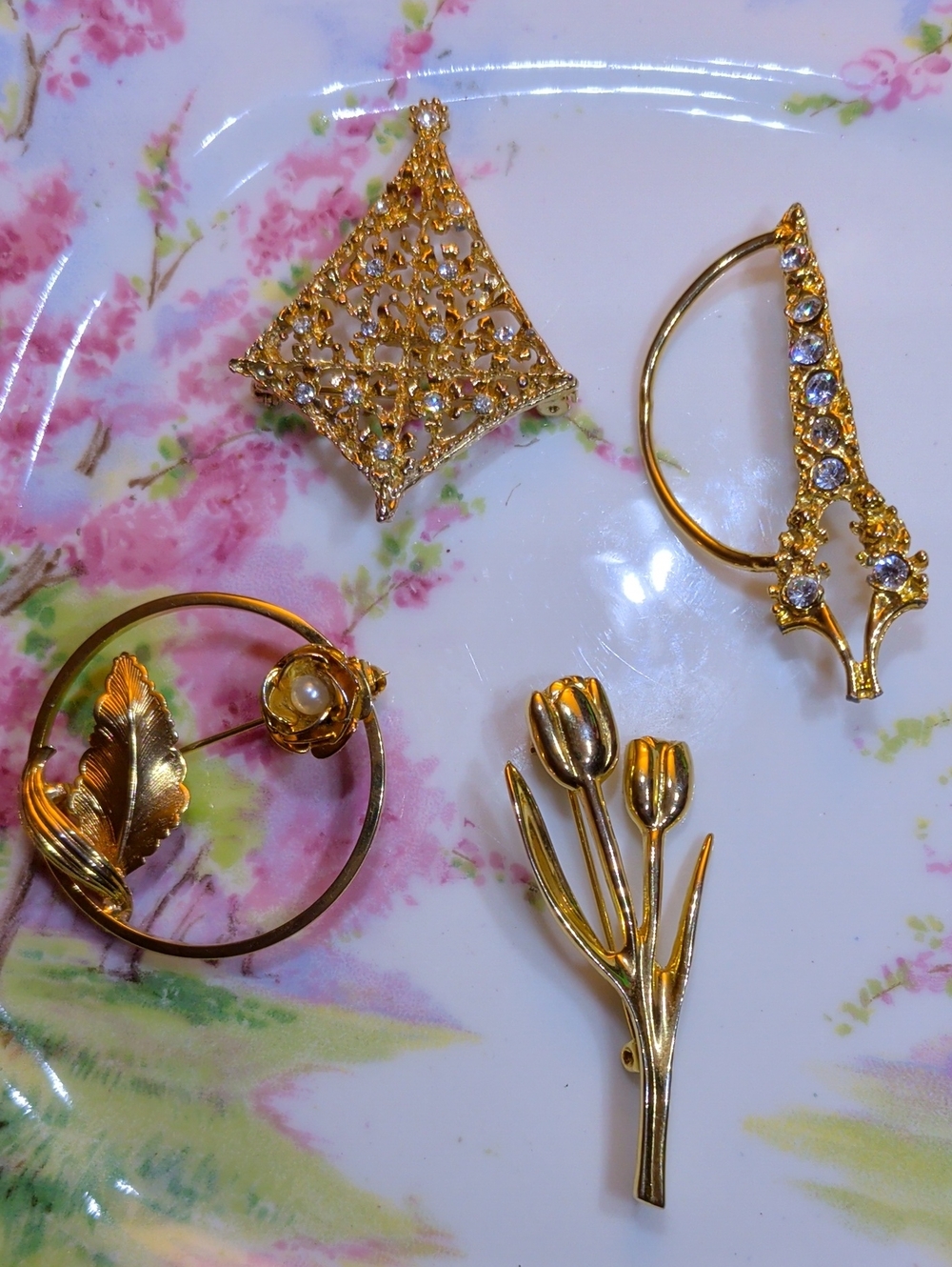4 Gold-Tone Floral & Filigree Vintage Brooches Bundle